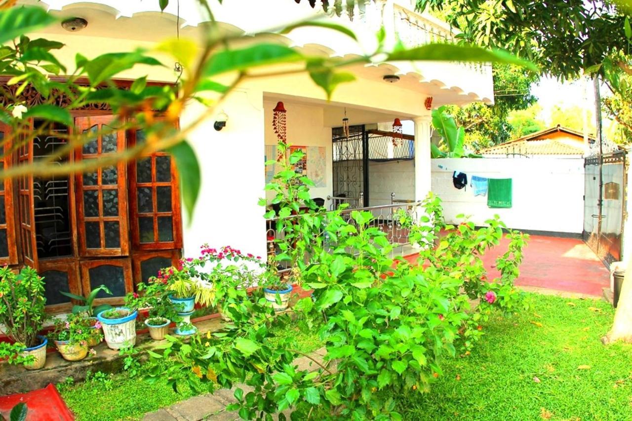 Chill Space Negombo Exterior foto